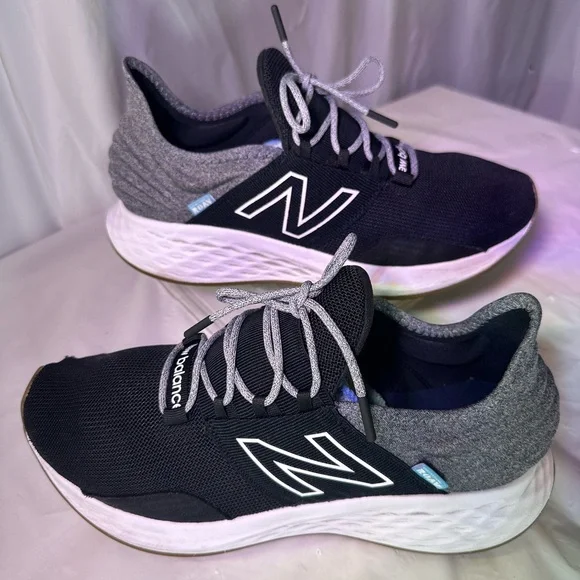 New Balance Black and Gray Athletic Shoes - Picture 3 of 11